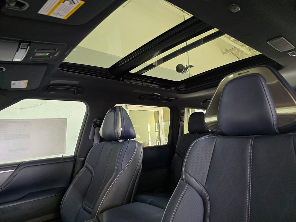 New 2026 INFINITI QX80 4WD image 22