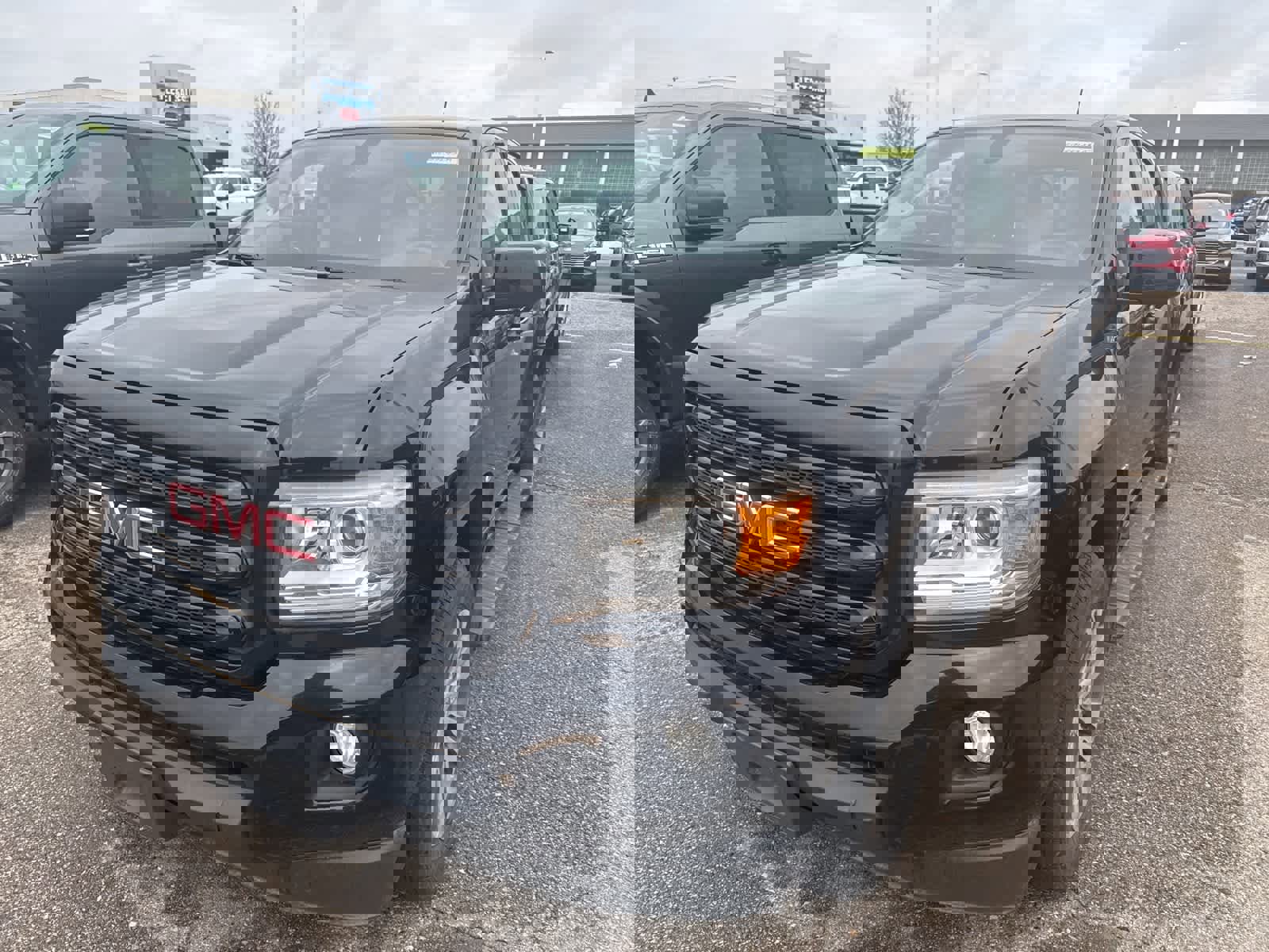 Used 2016 GMC Canyon SLE w/ Nightfall Edition