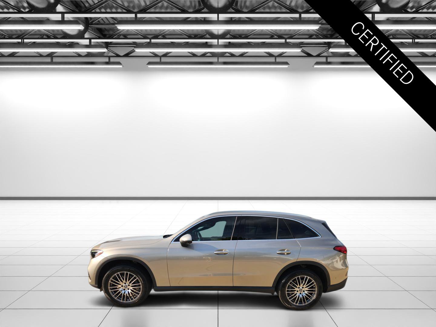 Certified 2024 Mercedes-Benz GLC 300 image 4