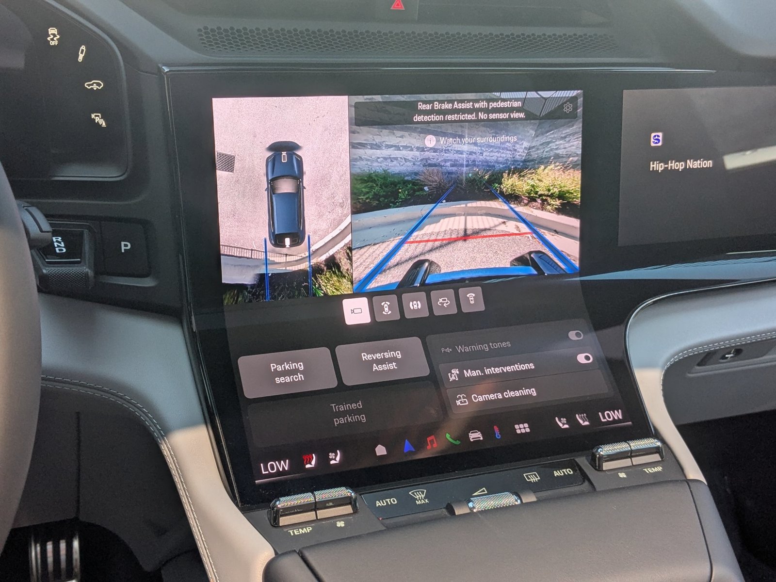 New 2026 Porsche Cayenne Turbo Electric AWD/4WD image 19