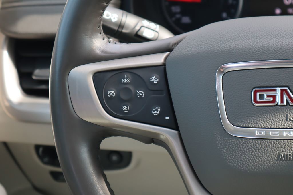 Used 2020 GMC Terrain Denali w/ Denali Premium Package image 11