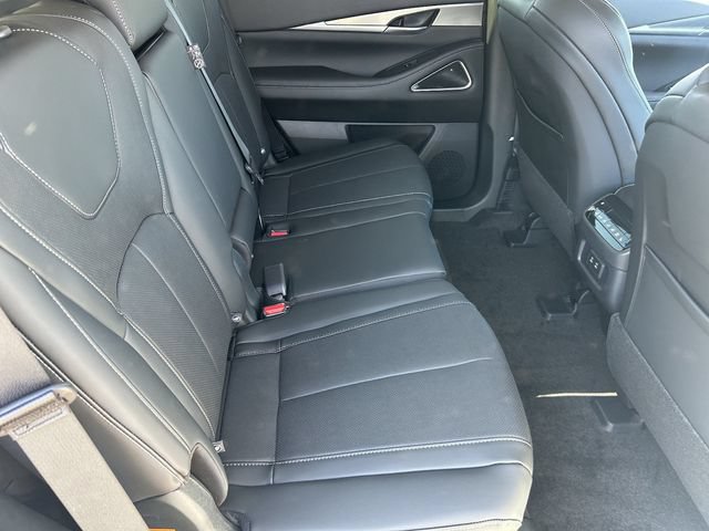 New 2027 INFINITI QX60 Luxe FWD image 14