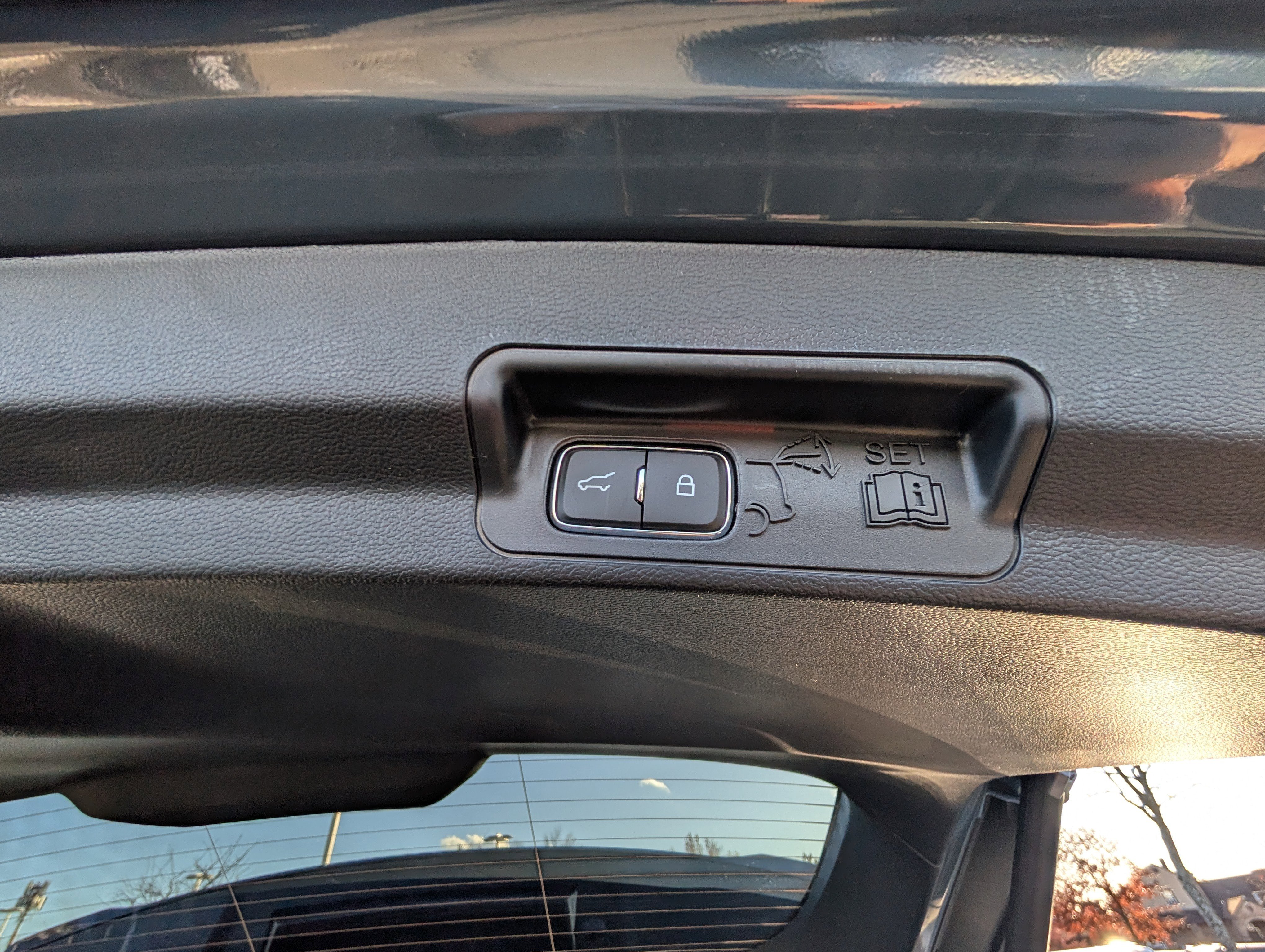 New 2026 Ford Explorer ST w/ Sun And Sound Package image 9