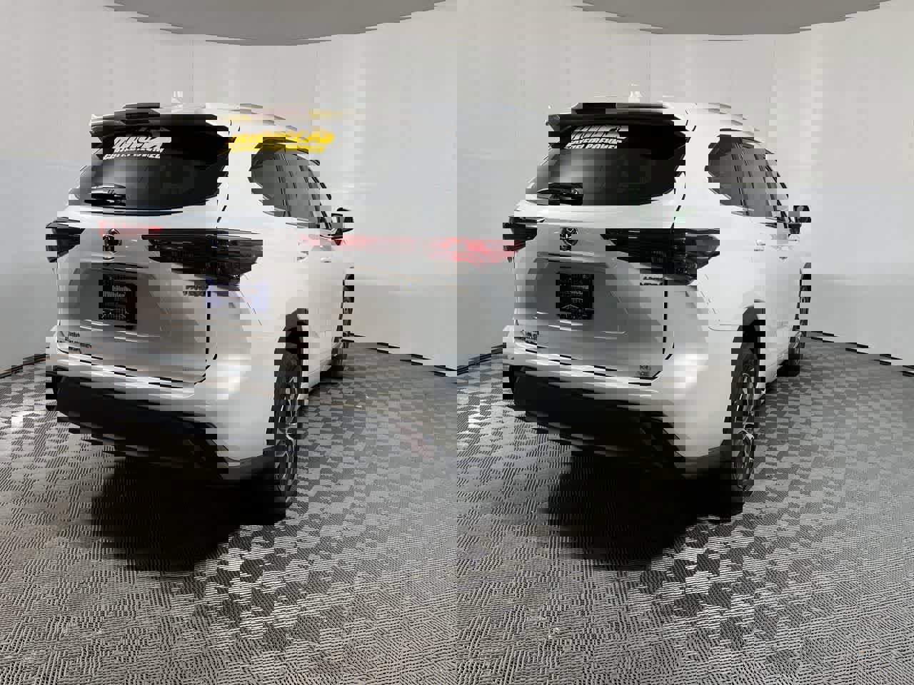 Used 2023 Toyota Highlander XLE image 7