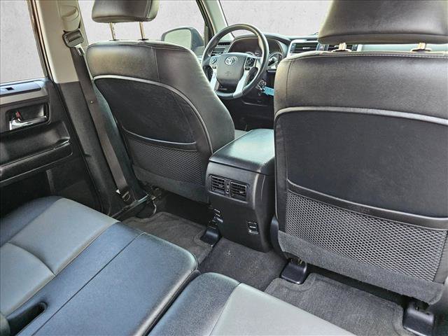 Used 2015 Toyota 4Runner SR5 Premium RWD image 16
