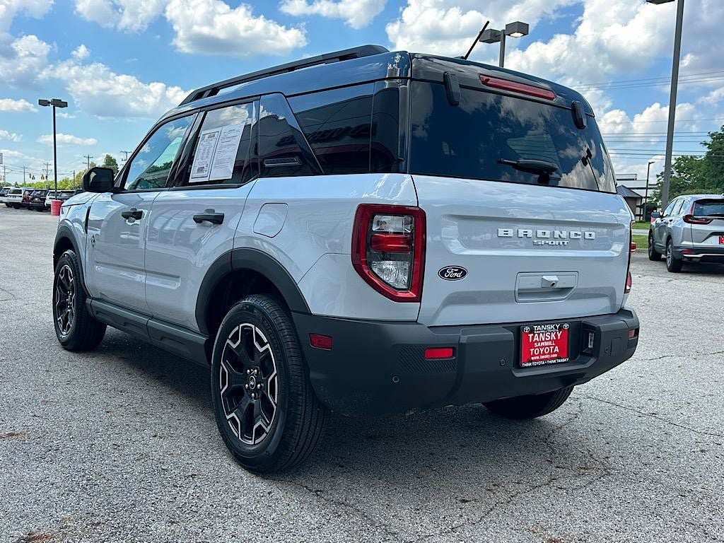 Used 2026 Ford Bronco Sport Outer Banks AWD/4WD image 3