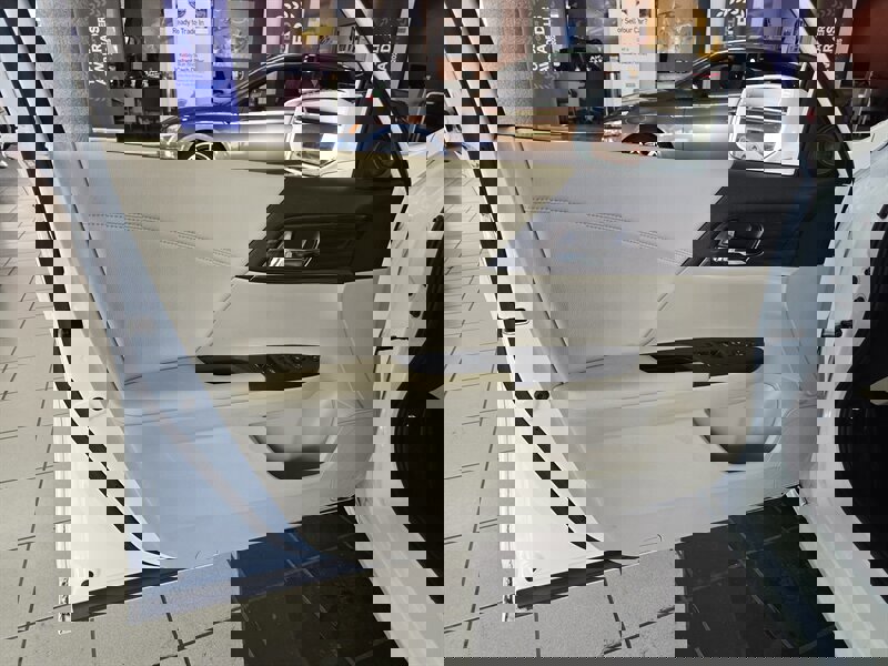 Used 2016 Honda Accord EX image 7