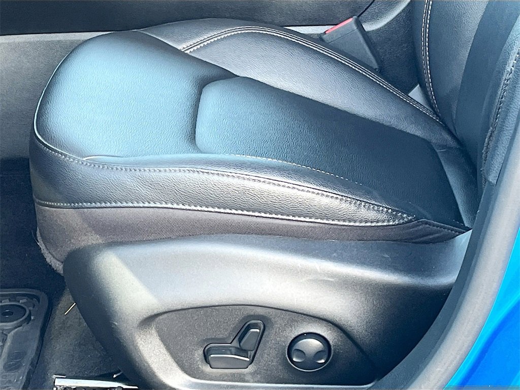 Used 2024 Jeep Compass Latitude image 18