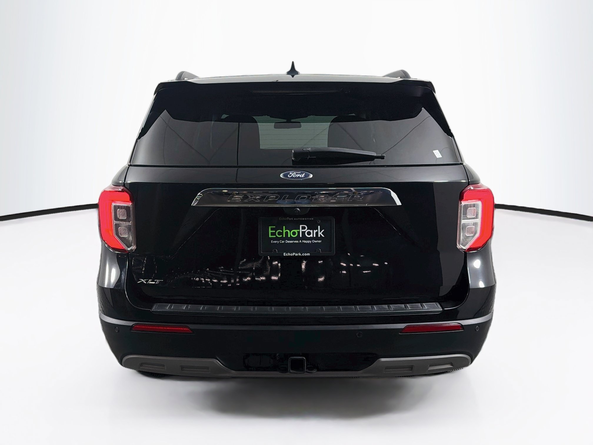 Used 2022 Ford Explorer XLT w/ Equipment Group 202A RWD image 7