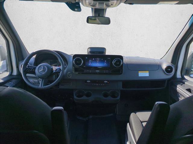 New 2025 Mercedes-Benz Sprinter 2500 image 14