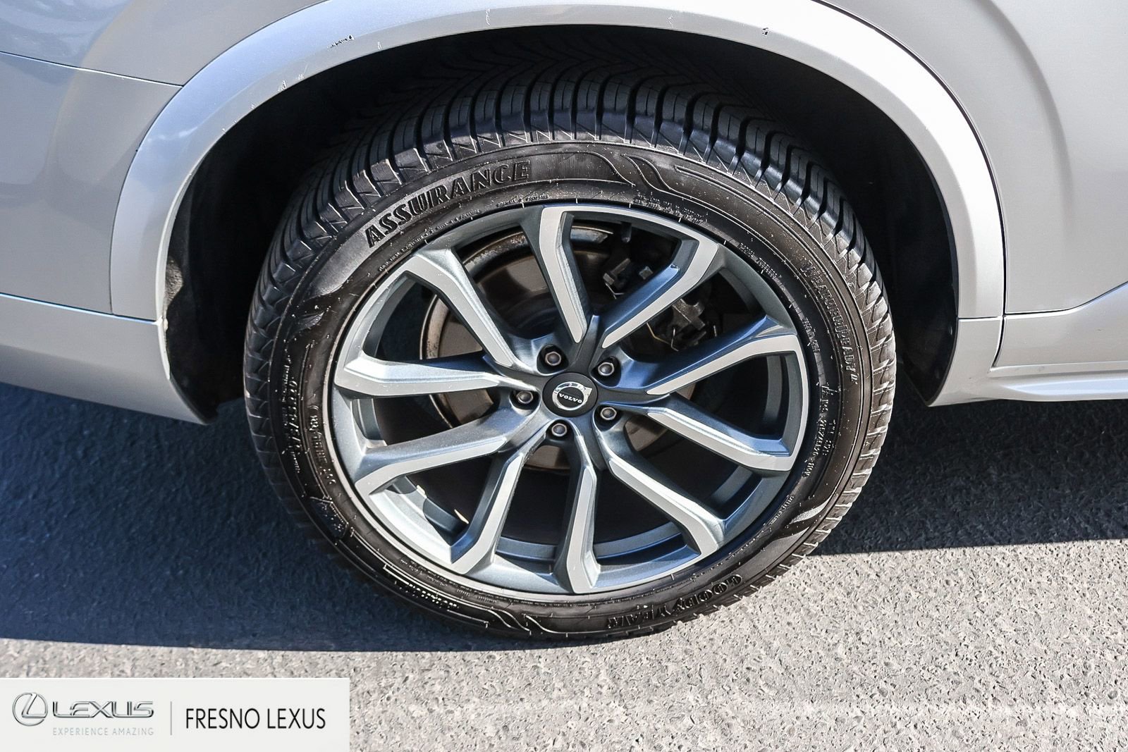 Used 2019 Volvo XC90 T6 Momentum AWD/4WD image 8