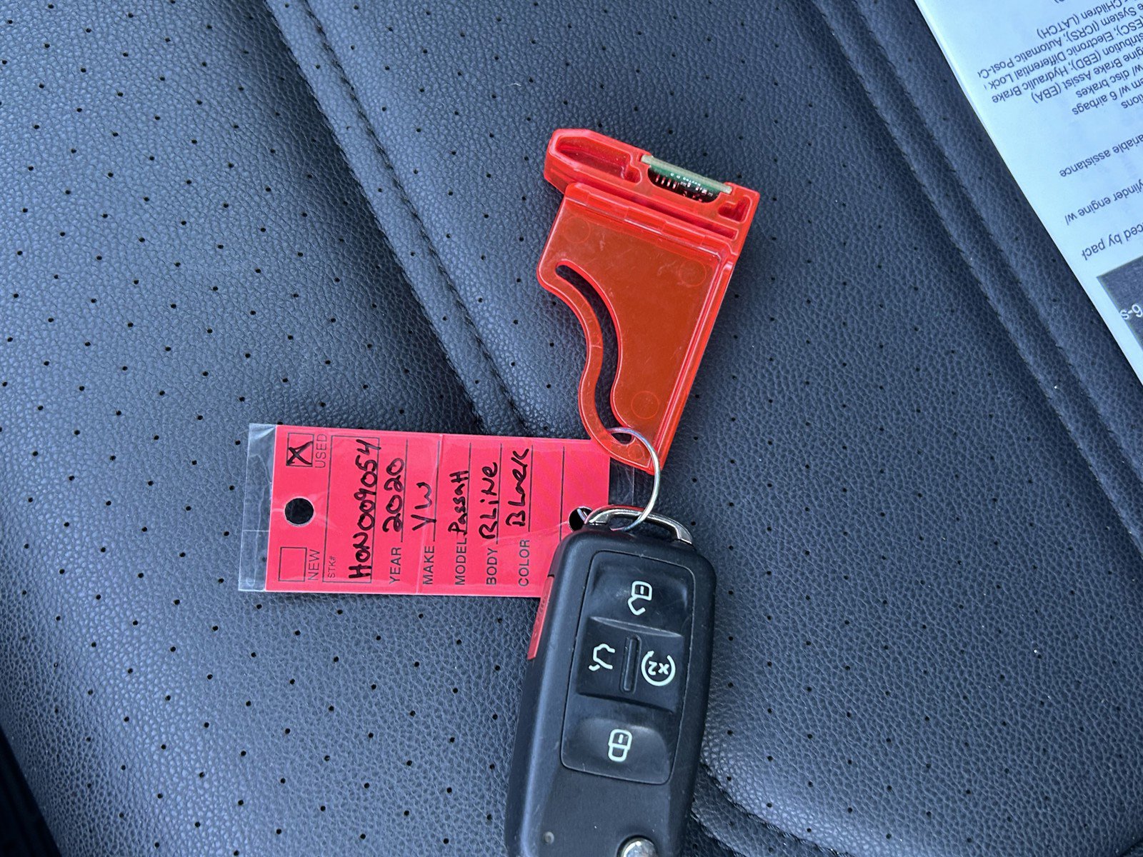 Used 2020 Volkswagen Passat 2.0T R-Line image 34