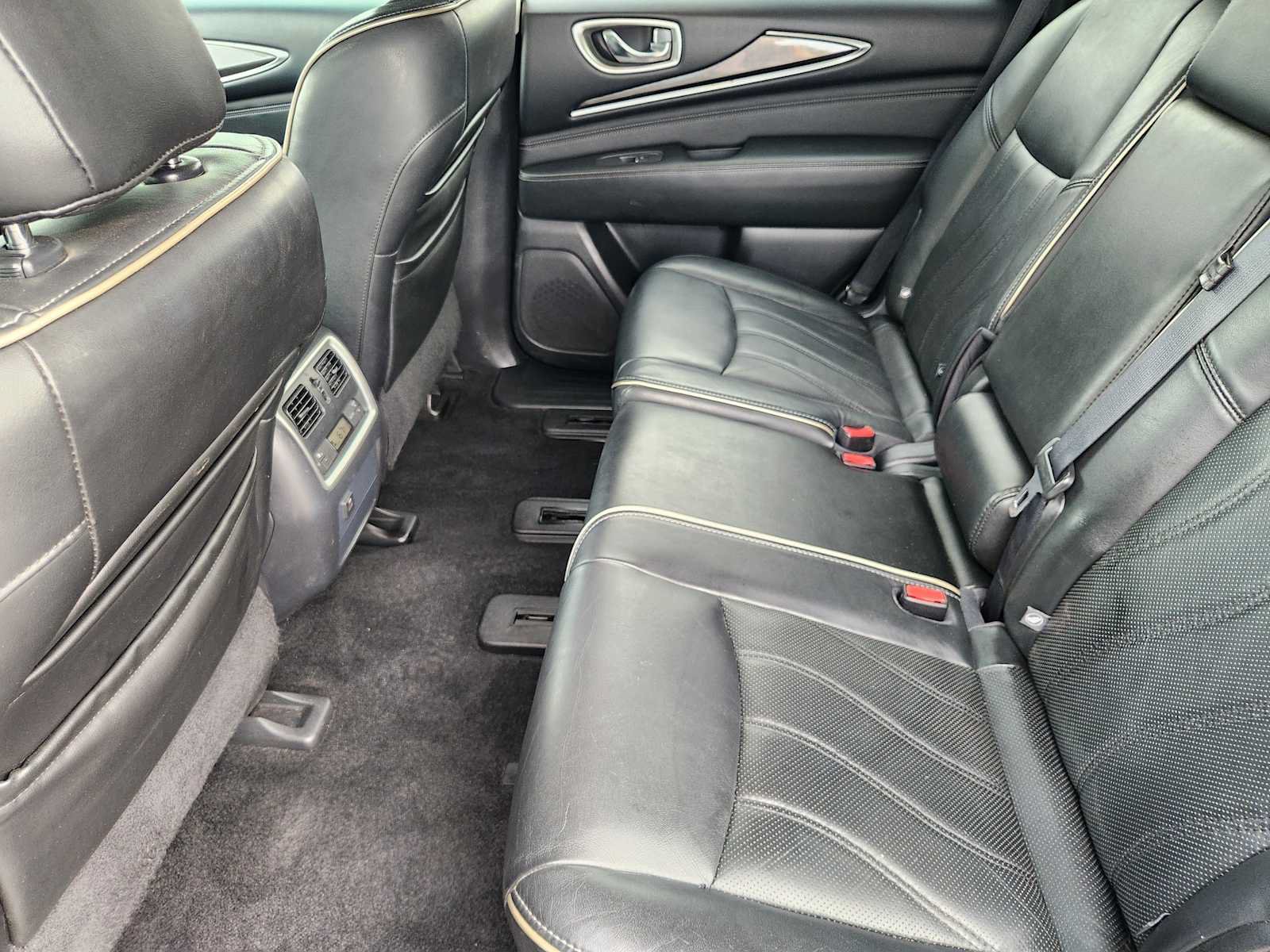 Used 2017 INFINITI QX60 FWD w/ Premium Plus Package image 30