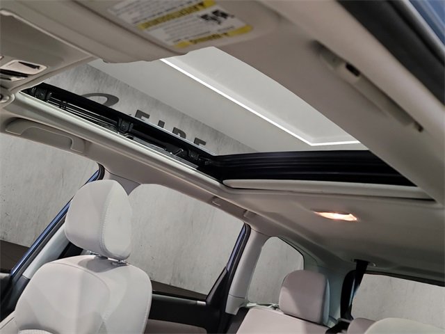 Used 2017 Subaru Forester 2.5i Premium image 11