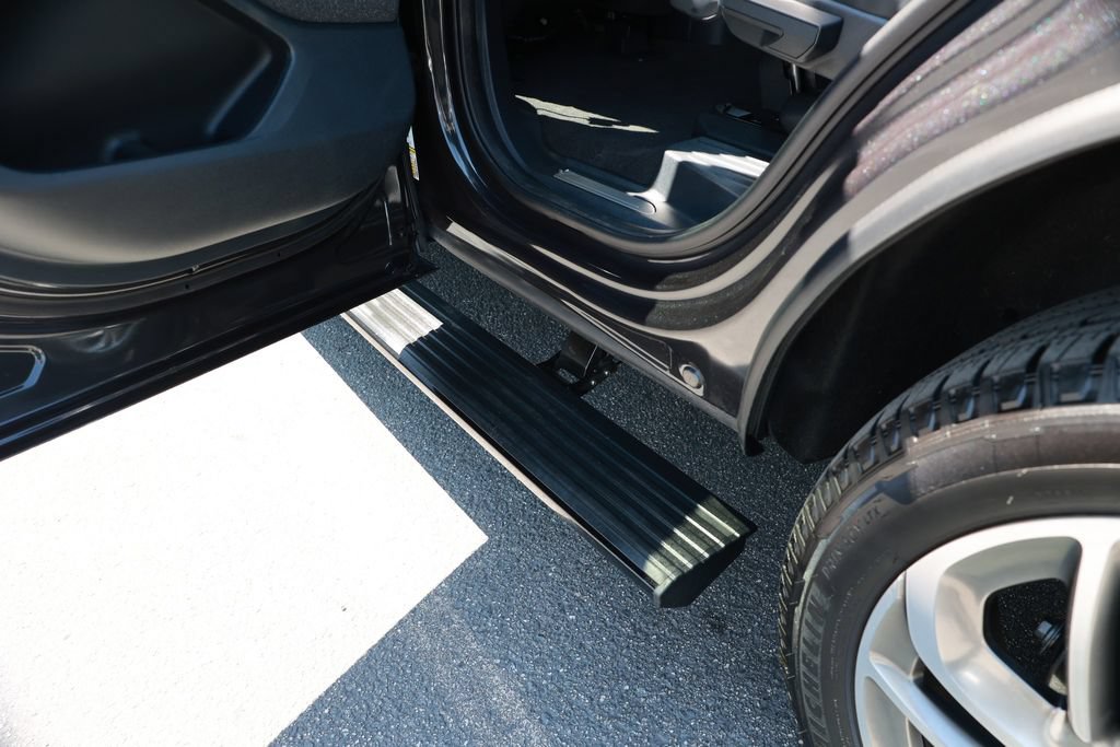 Used 2025 Lincoln Navigator Reserve AWD/4WD image 14