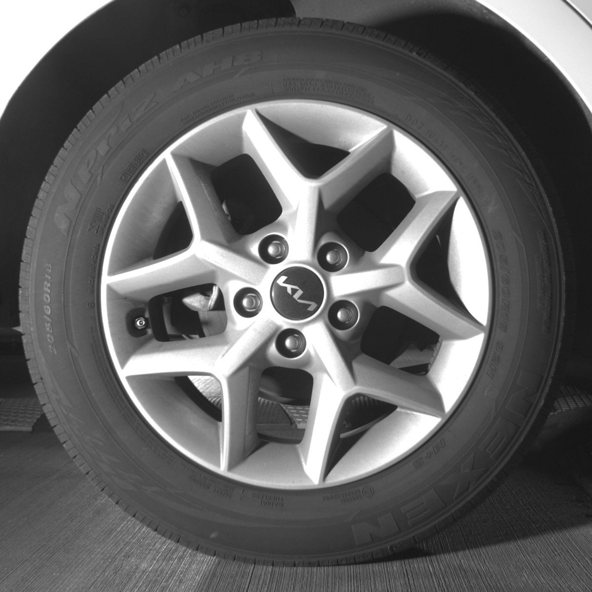 Used 2025 Kia Soul LX w/ LX Technology Package image 15