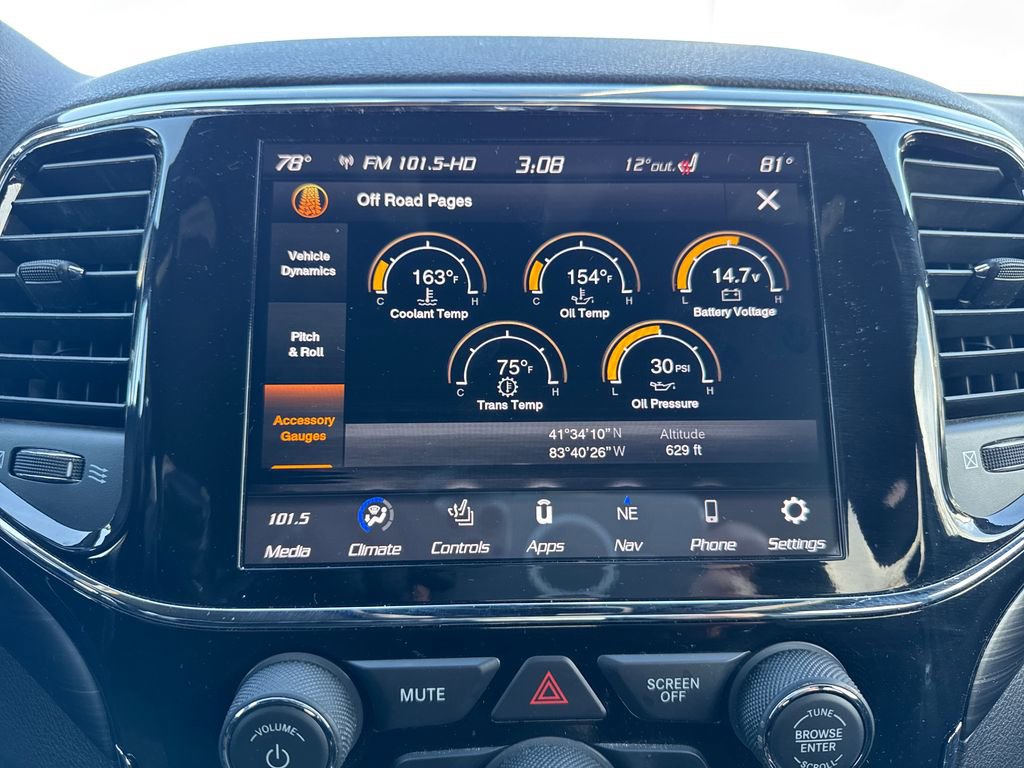 Certified 2021 Jeep Grand Cherokee Laredo X image 33