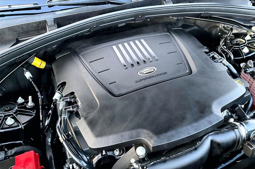 Used 2020 Land Rover Range Rover Velar R-Dynamic S image 29