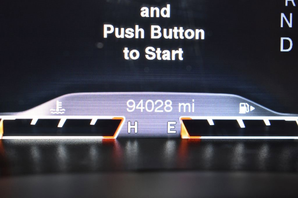 Used 2016 Jeep Cherokee Limited image 4