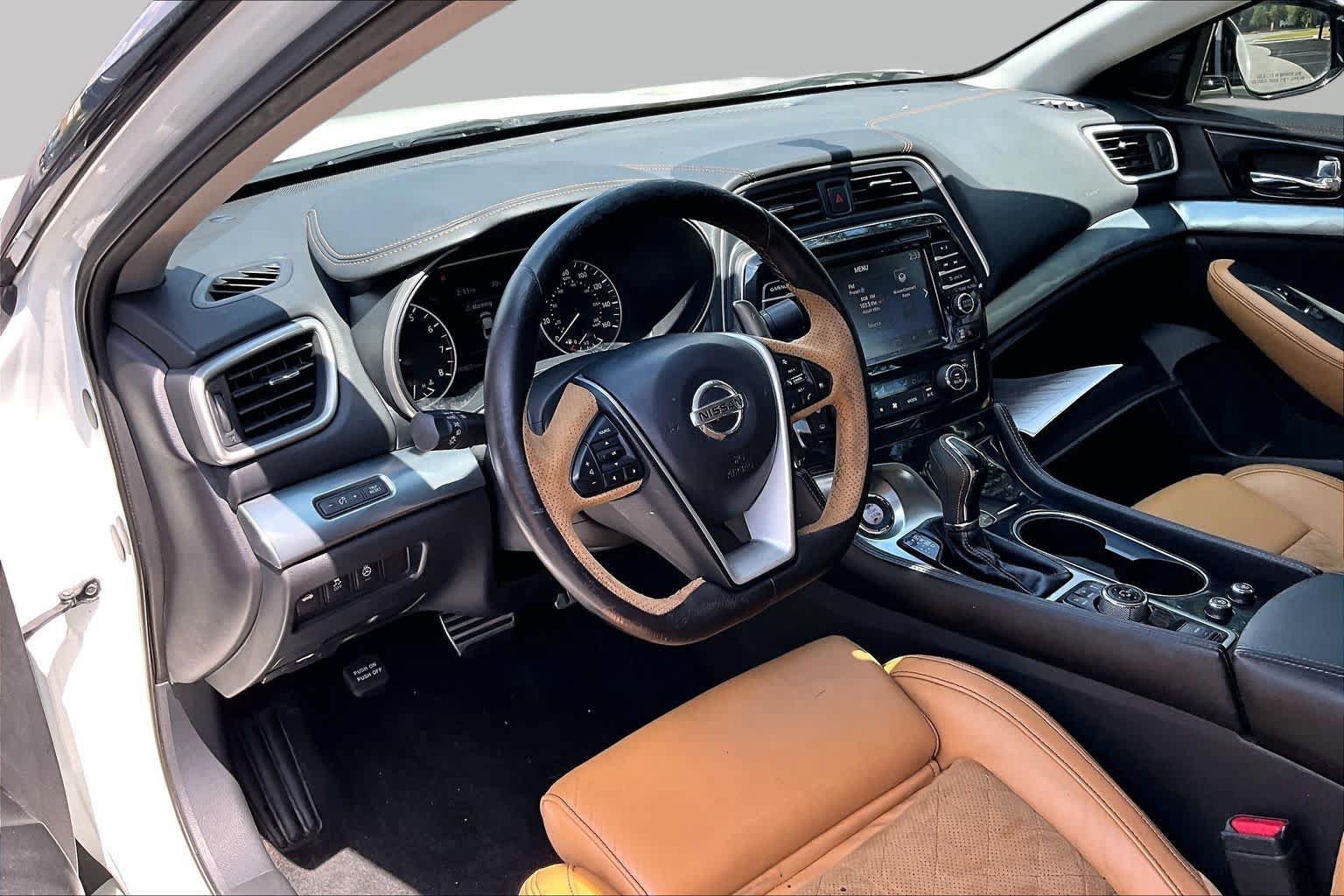 Used 2016 Nissan Maxima SR FWD image 18