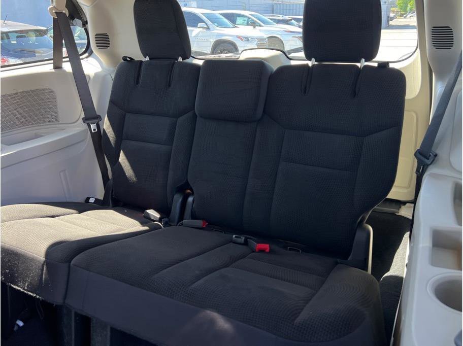 Used 2017 Dodge Grand Caravan SE w/ Power Window Group FWD image 10