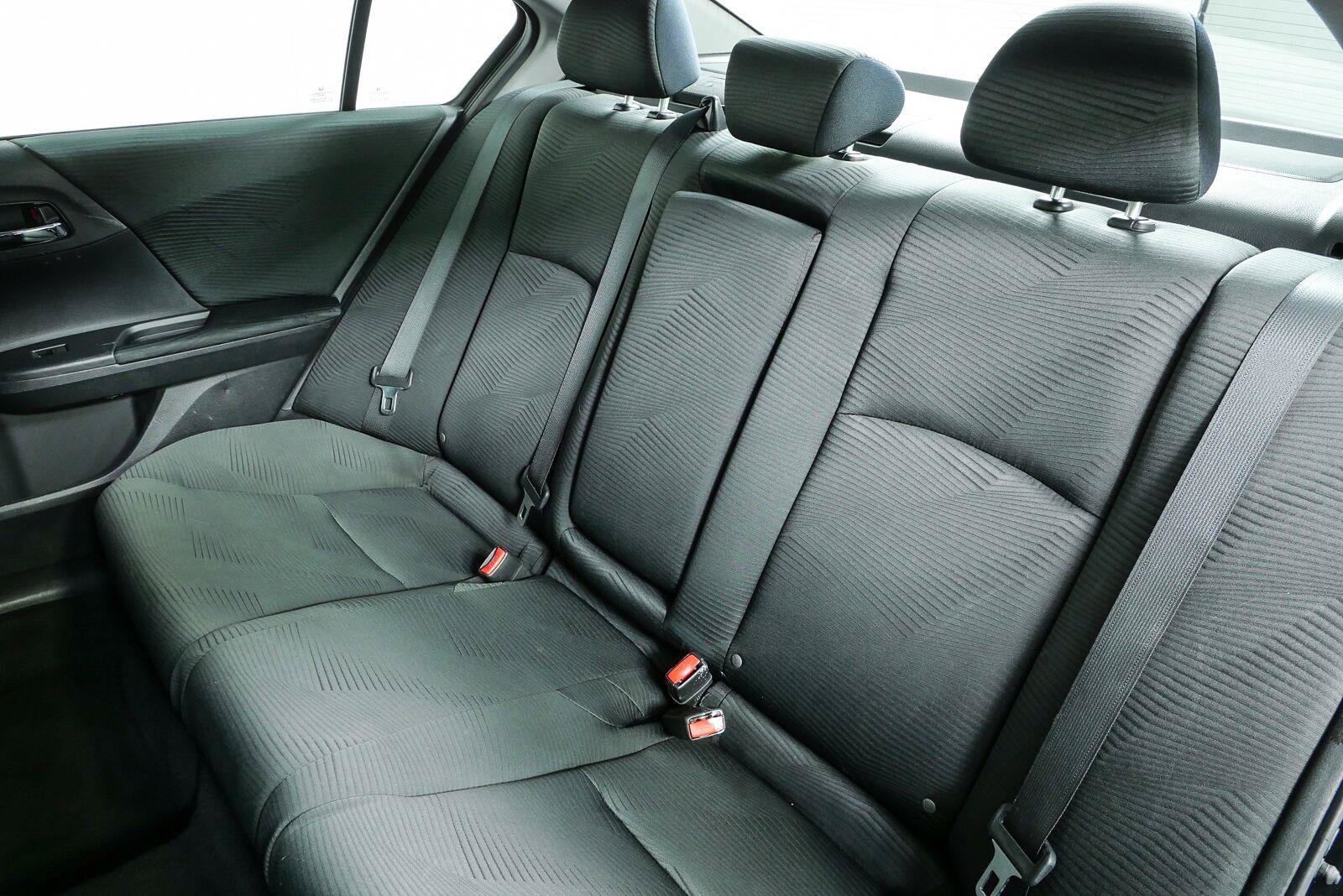 Used 2016 Honda Accord LX image 16