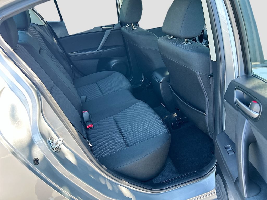 Used 2012 MAZDA MAZDA3 i Touring FWD image 23