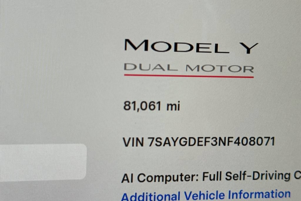 Used 2022 Tesla Model Y Performance AWD/4WD image 28