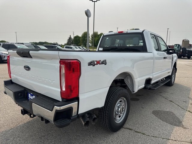 New 2025 Ford F250 XL w/ XL Chrome Package image 3