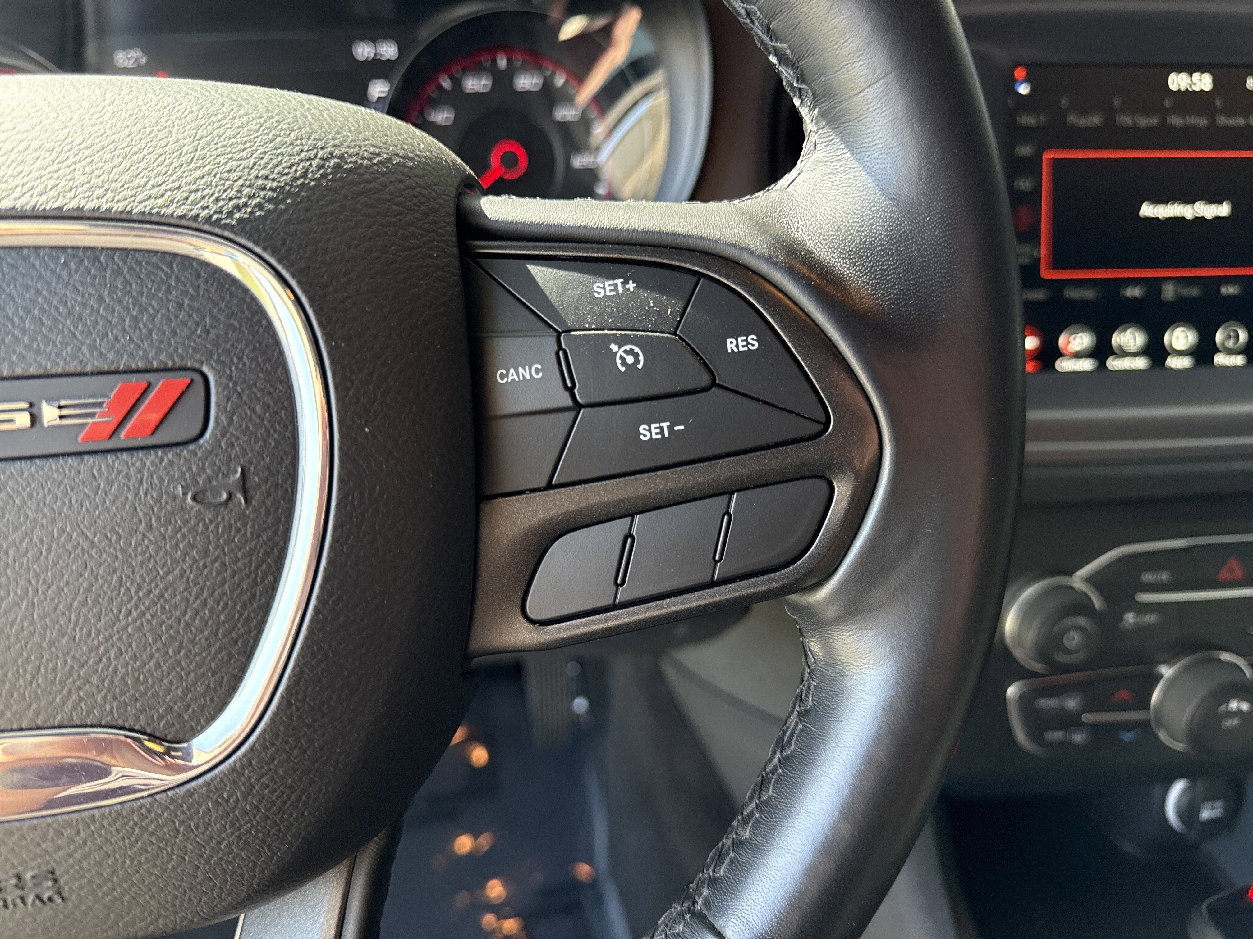 Used 2023 Dodge Charger SXT w/ Blacktop Package image 19