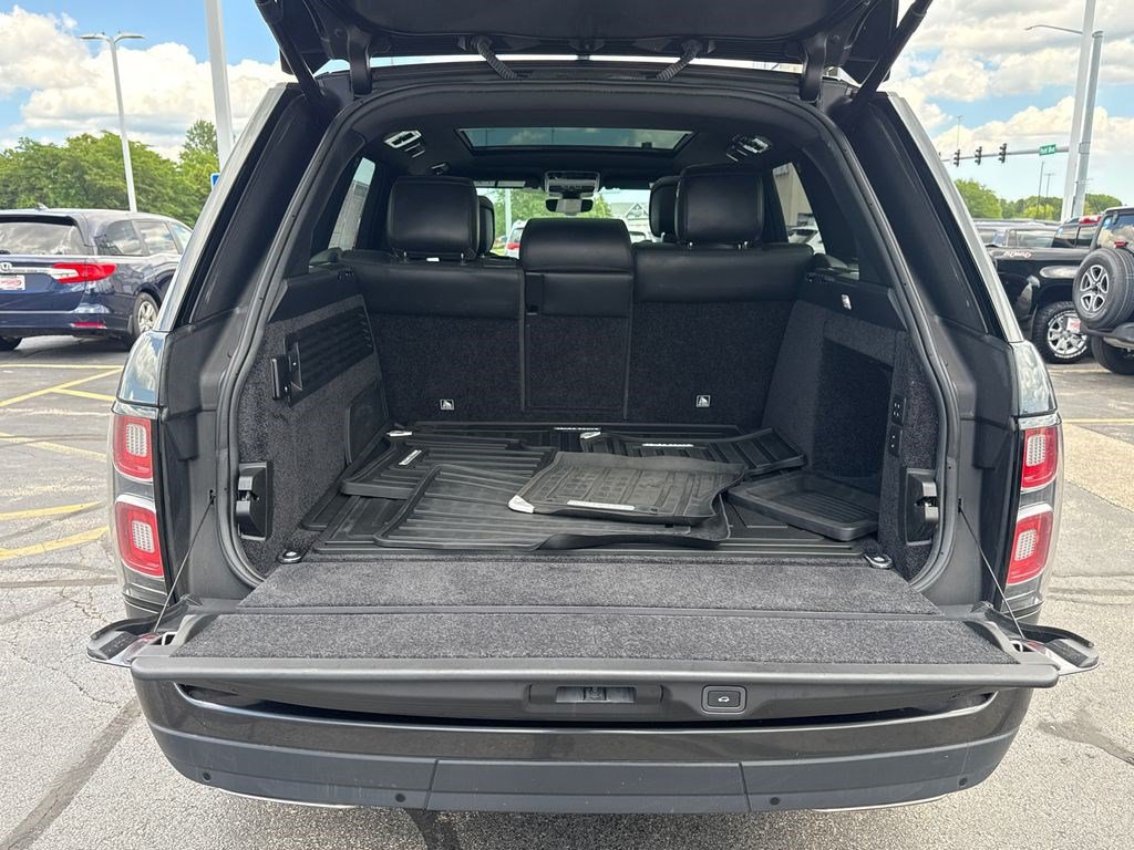 Used 2020 Land Rover Range Rover HSE AWD/4WD image 16