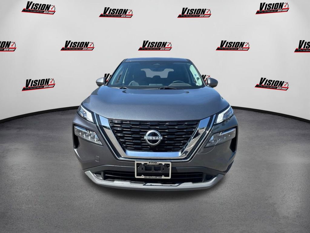 Certified 2023 Nissan Rogue SV image 2