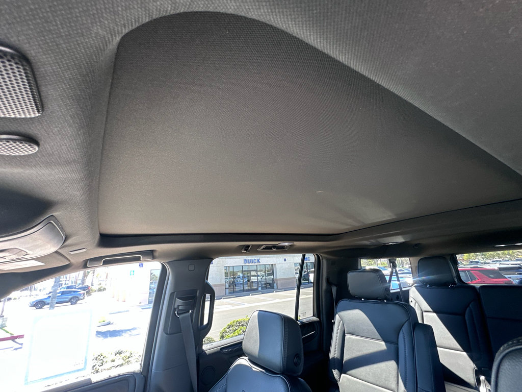 Used 2024 GMC Yukon XL Denali AWD/4WD image 20