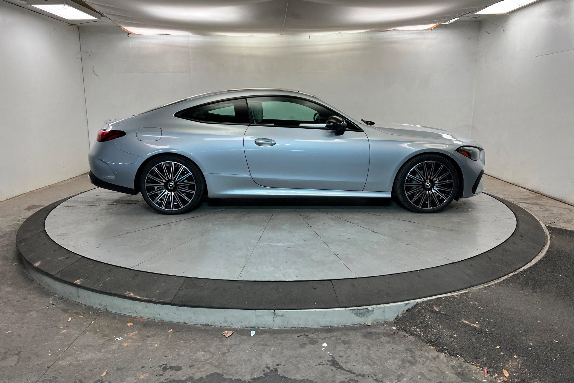 New 2026 Mercedes-Benz CLE 300 4MATIC Coupe image 6