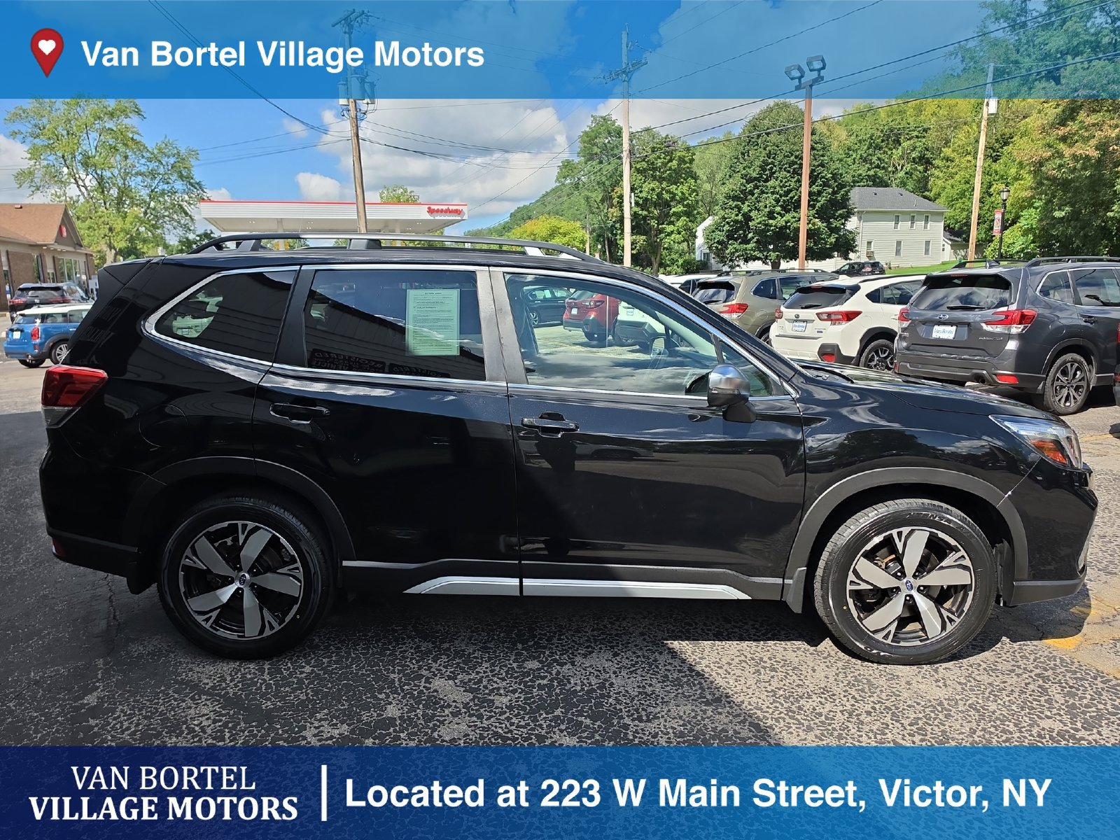Used 2020 Subaru Forester Touring AWD/4WD image 4