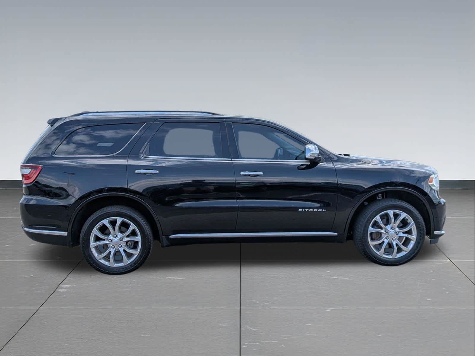 Certified 2018 Dodge Durango Citadel w/ Premium Entertainment Group AWD/4WD image 6
