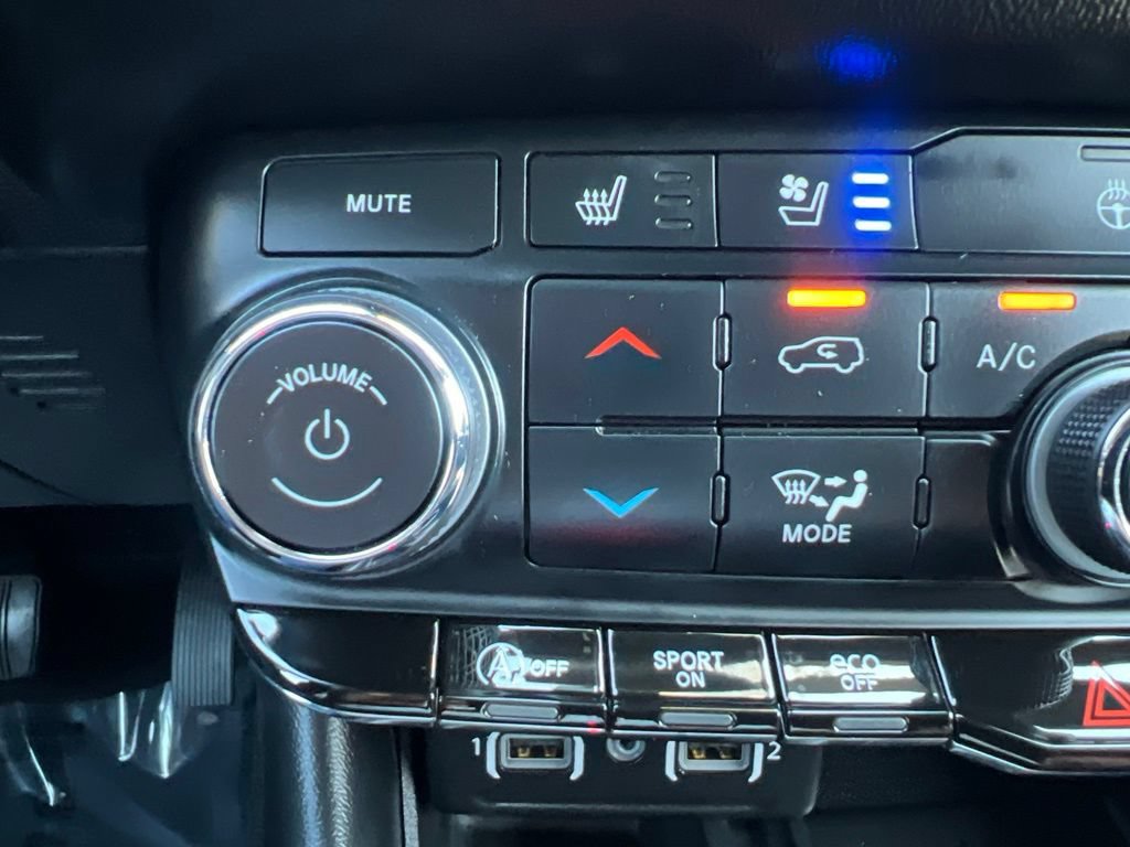 Used 2025 Dodge Durango GT AWD/4WD image 62