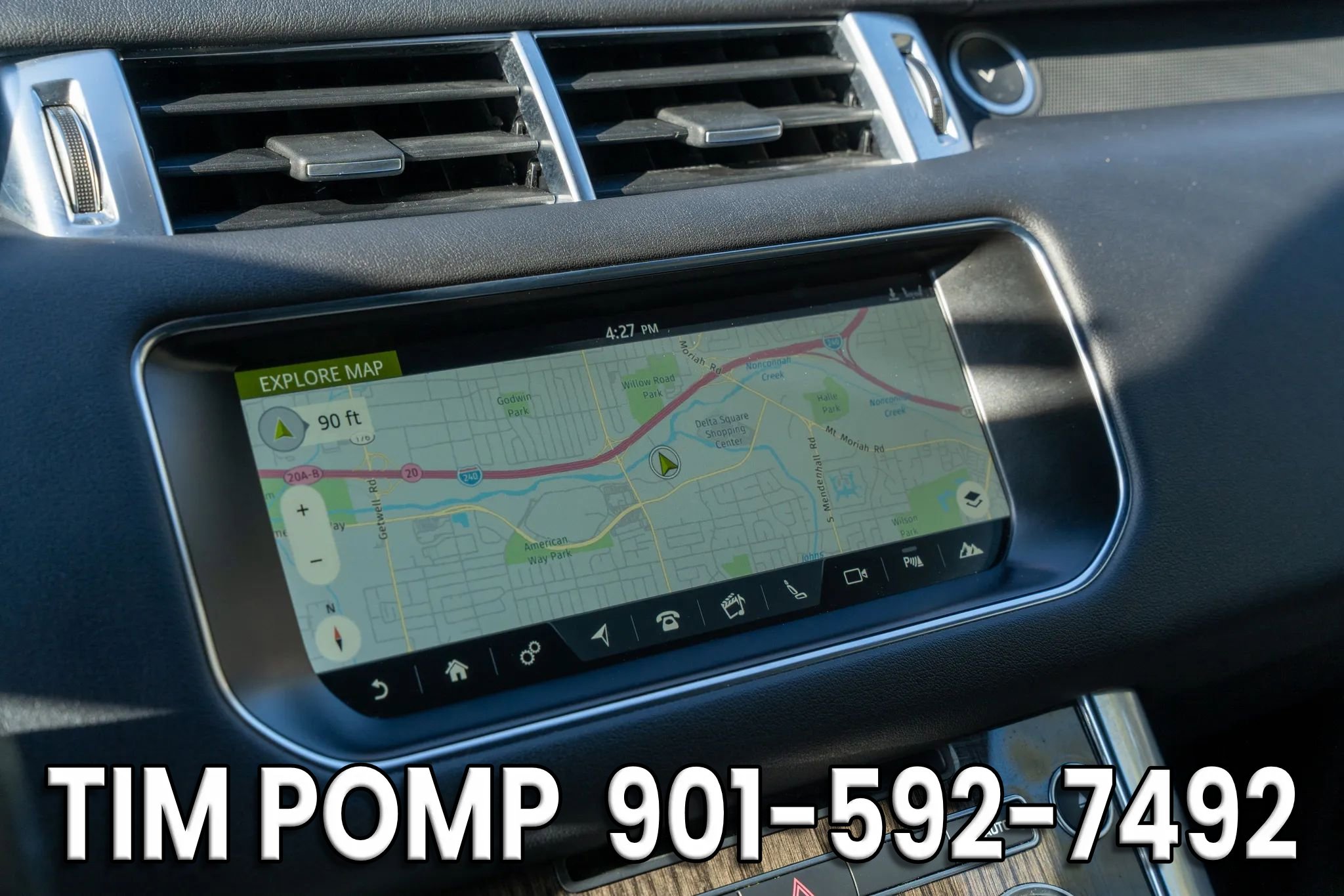 Used 2017 Land Rover Range Rover Sport SE image 21