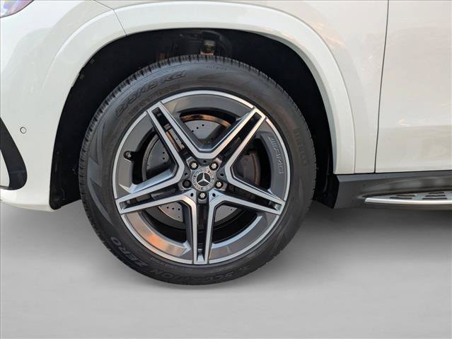 Used 2024 Mercedes-Benz GLS 450 4MATIC image 25