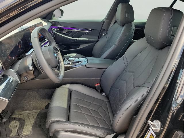 Used 2024 BMW 540i xDrive w/ Convenience Package AWD/4WD image 19