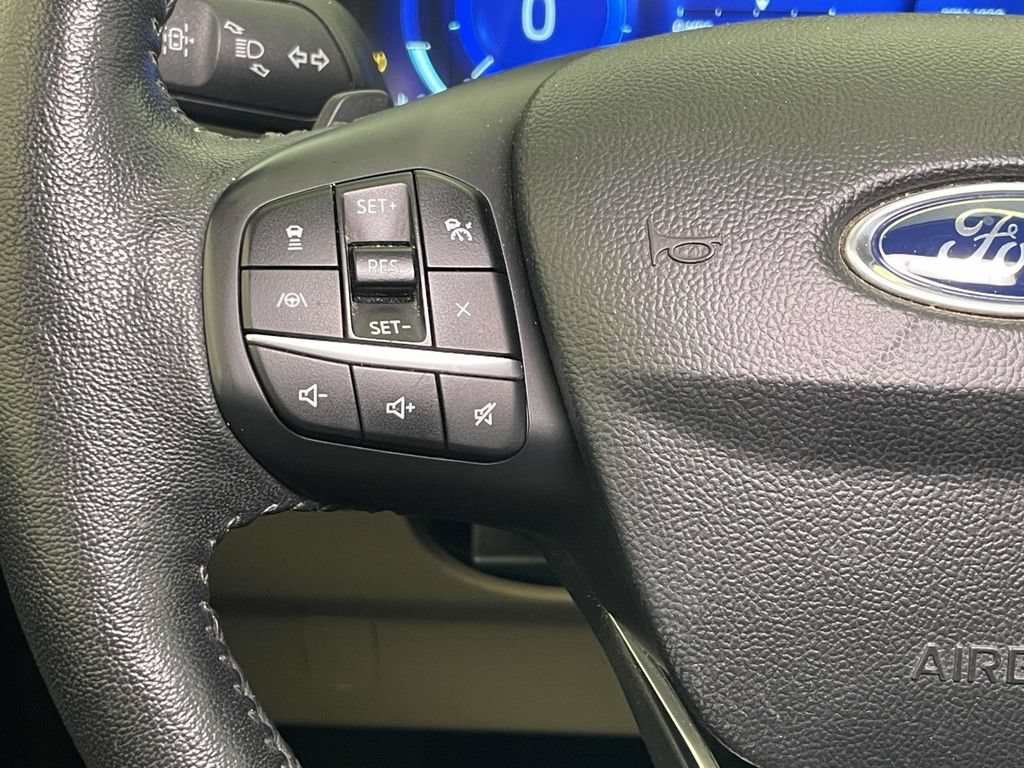 Used 2020 Ford Escape Titanium AWD/4WD image 34
