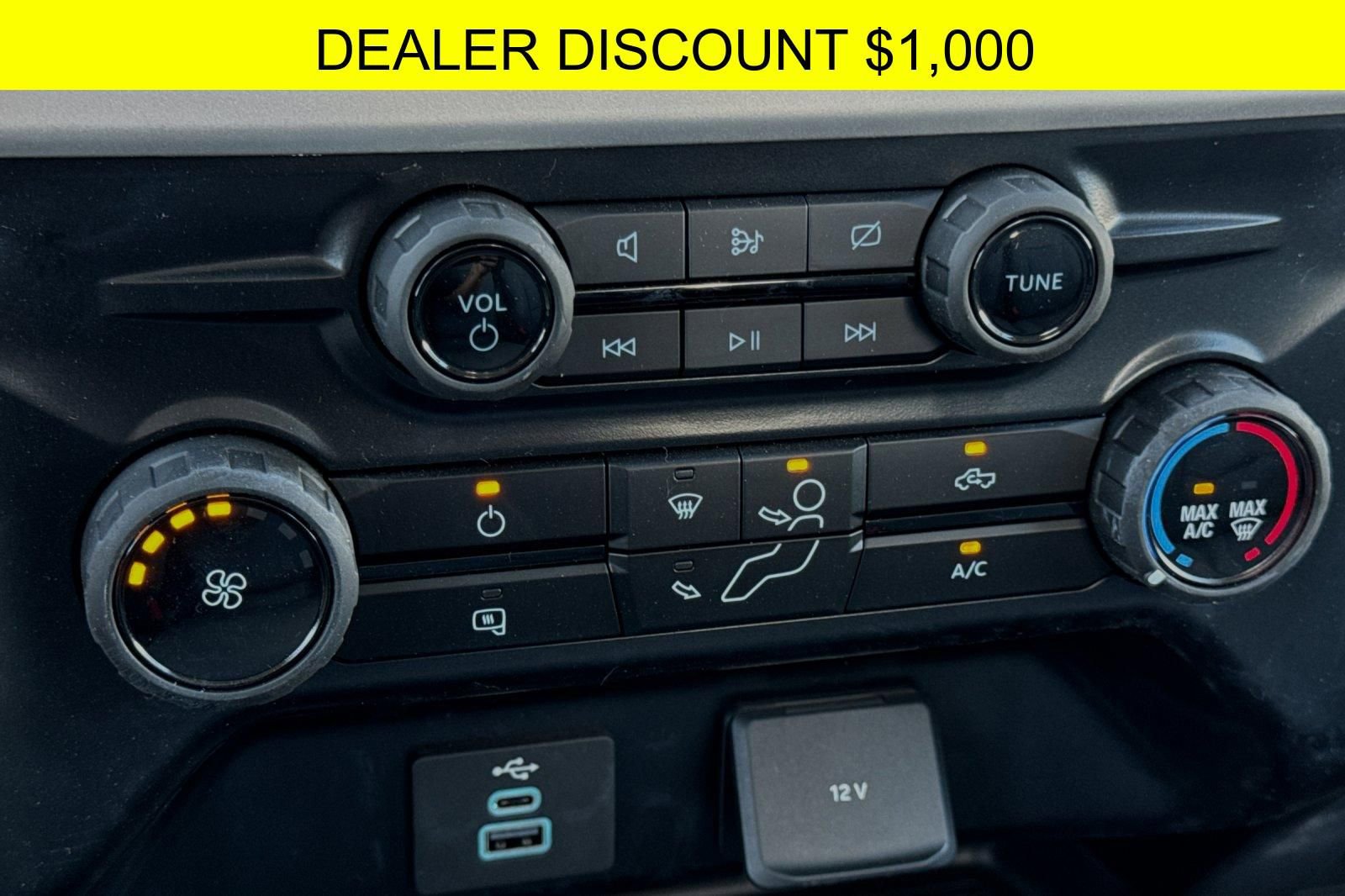New 2024 Ford F550 2WD Regular Cab Super Duty image 20