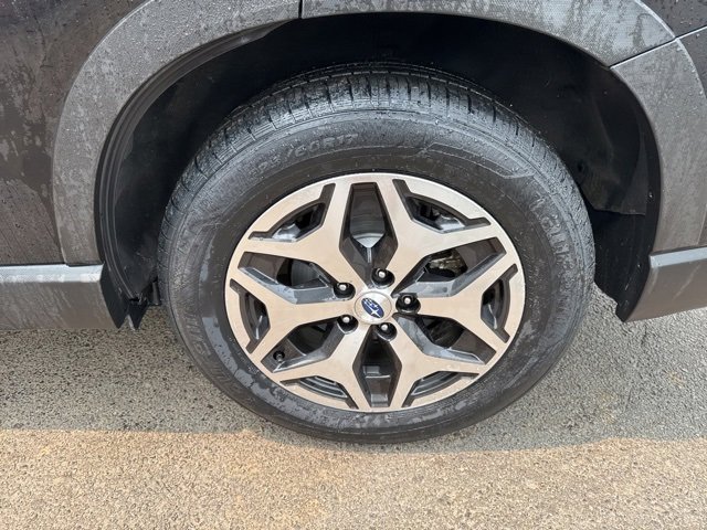 Used 2023 Subaru Forester Premium image 23