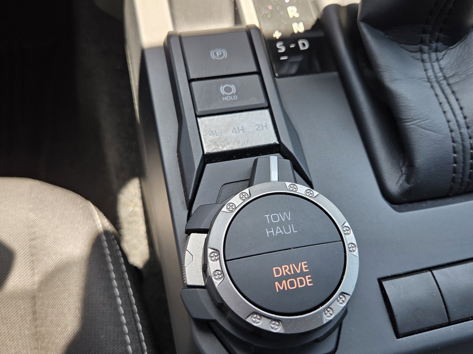 Certified 2024 Toyota Tacoma TRD Sport AWD/4WD image 14