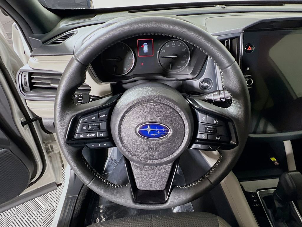 Used 2025 Subaru Forester Premium AWD/4WD image 10