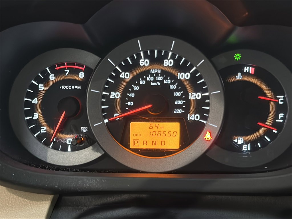 Used 2011 Toyota RAV4 4WD image 17