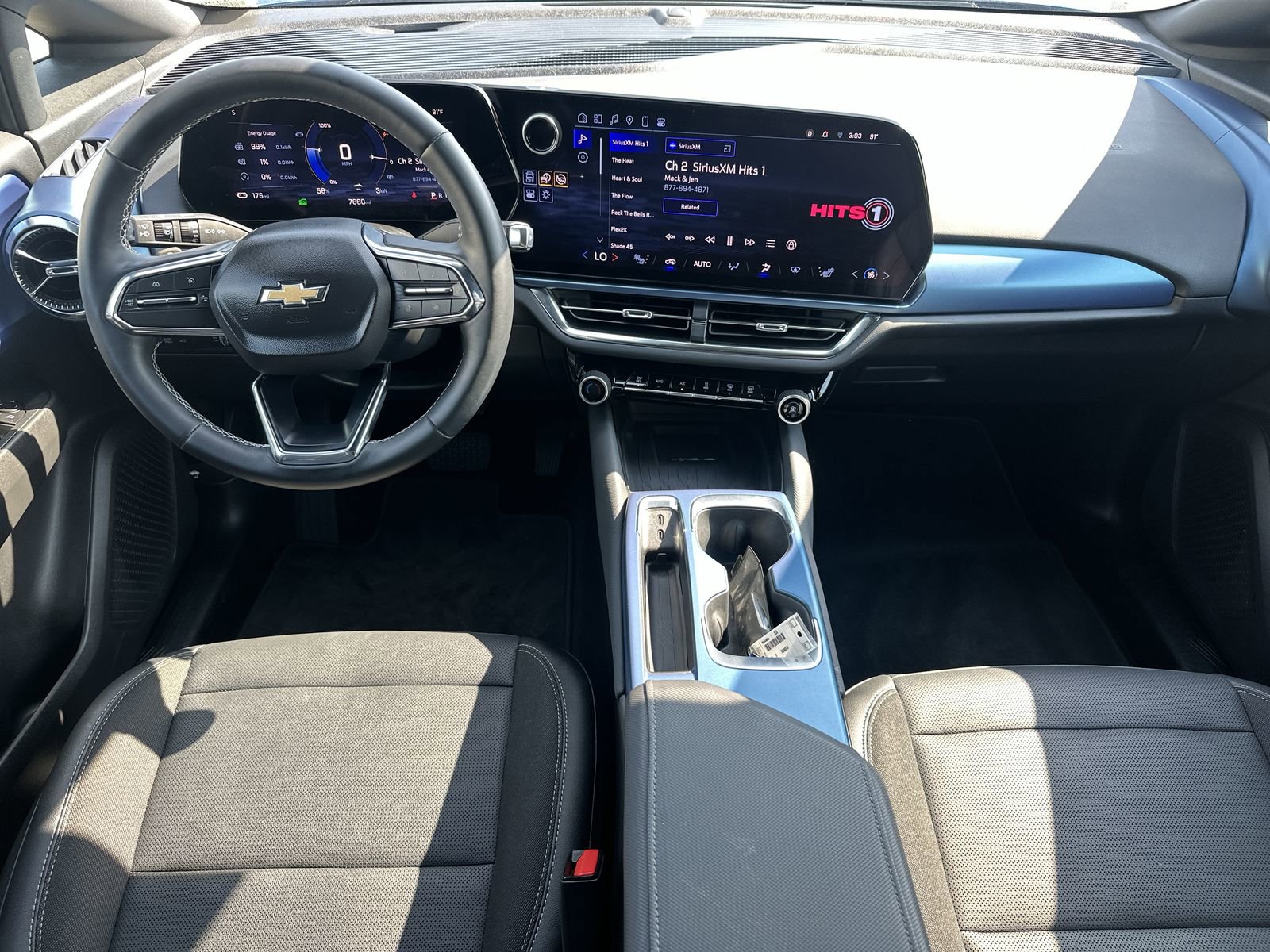 Used 2025 Chevrolet Equinox EV LT w/ Convenience Package FWD image 18