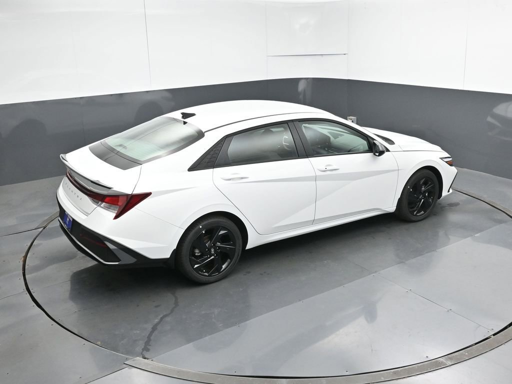 New 2026 Hyundai Elantra Sport image 21