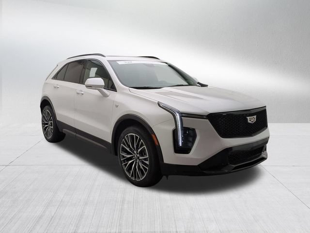 Used 2024 Cadillac XT4 Sport AWD/4WD image 3