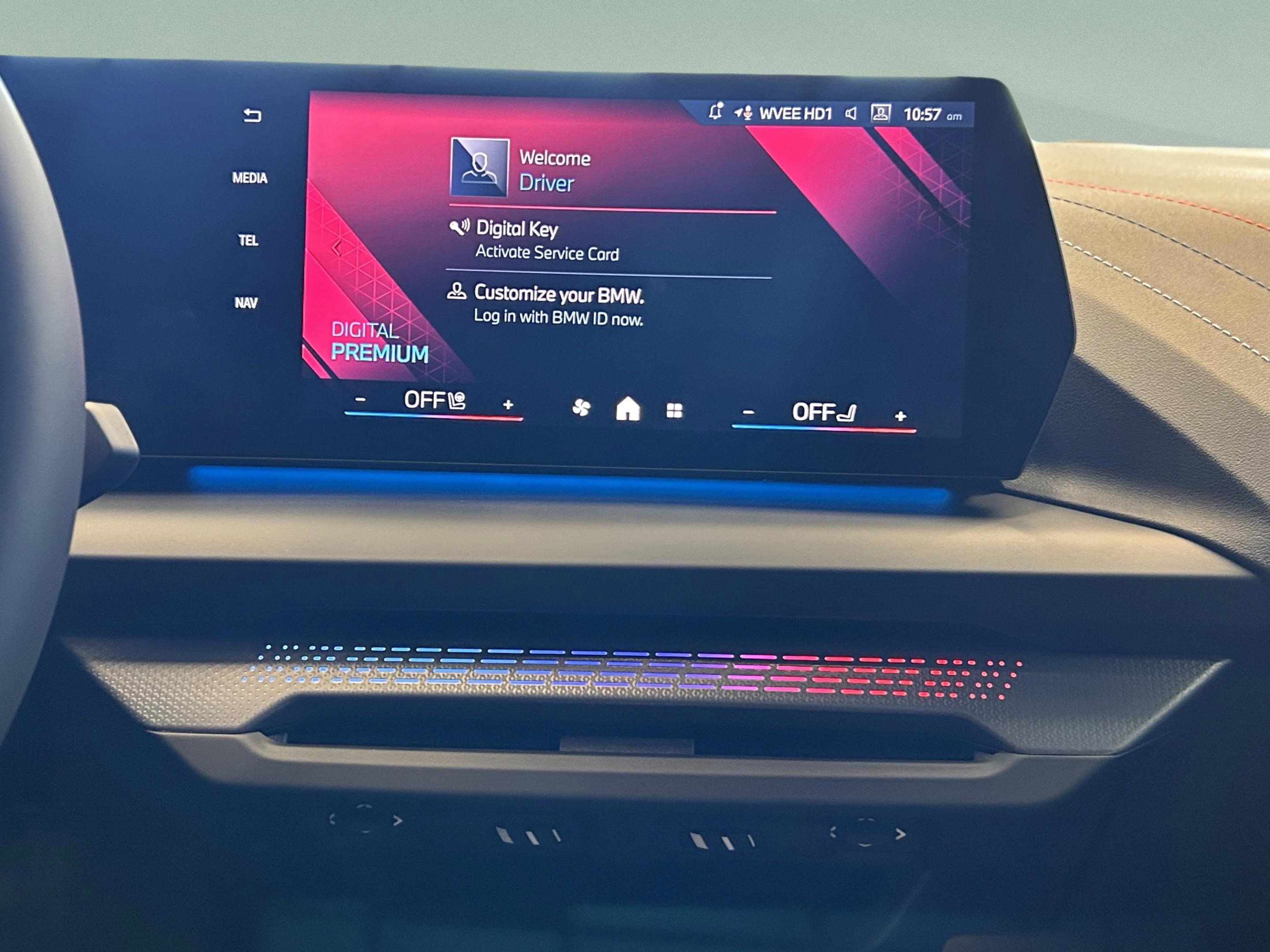 Used 2026 BMW M235i xDrive w/ Technology Package image 15